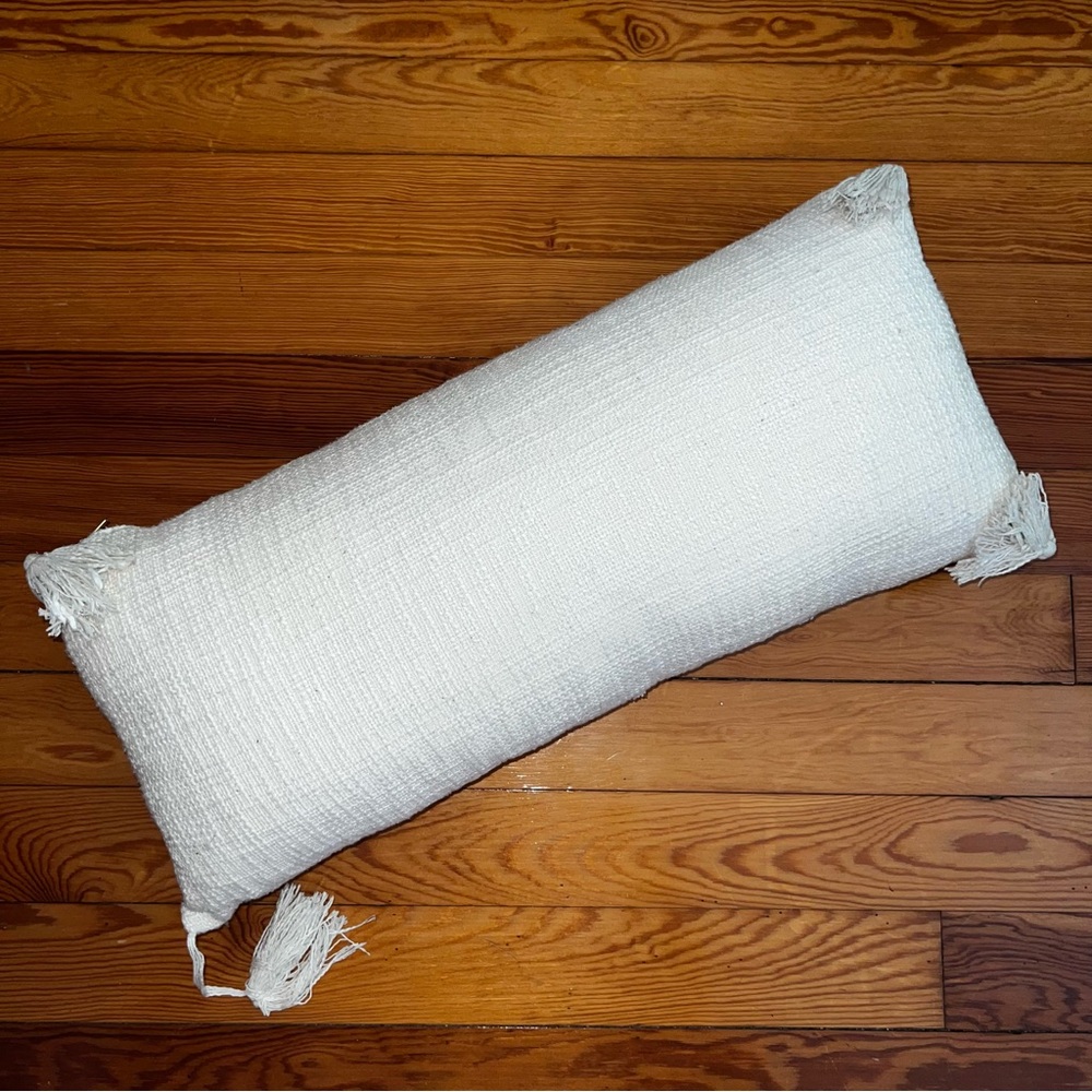 ANTHROPOLOGIE Ryleigh Pillow - Picture 5 of 6